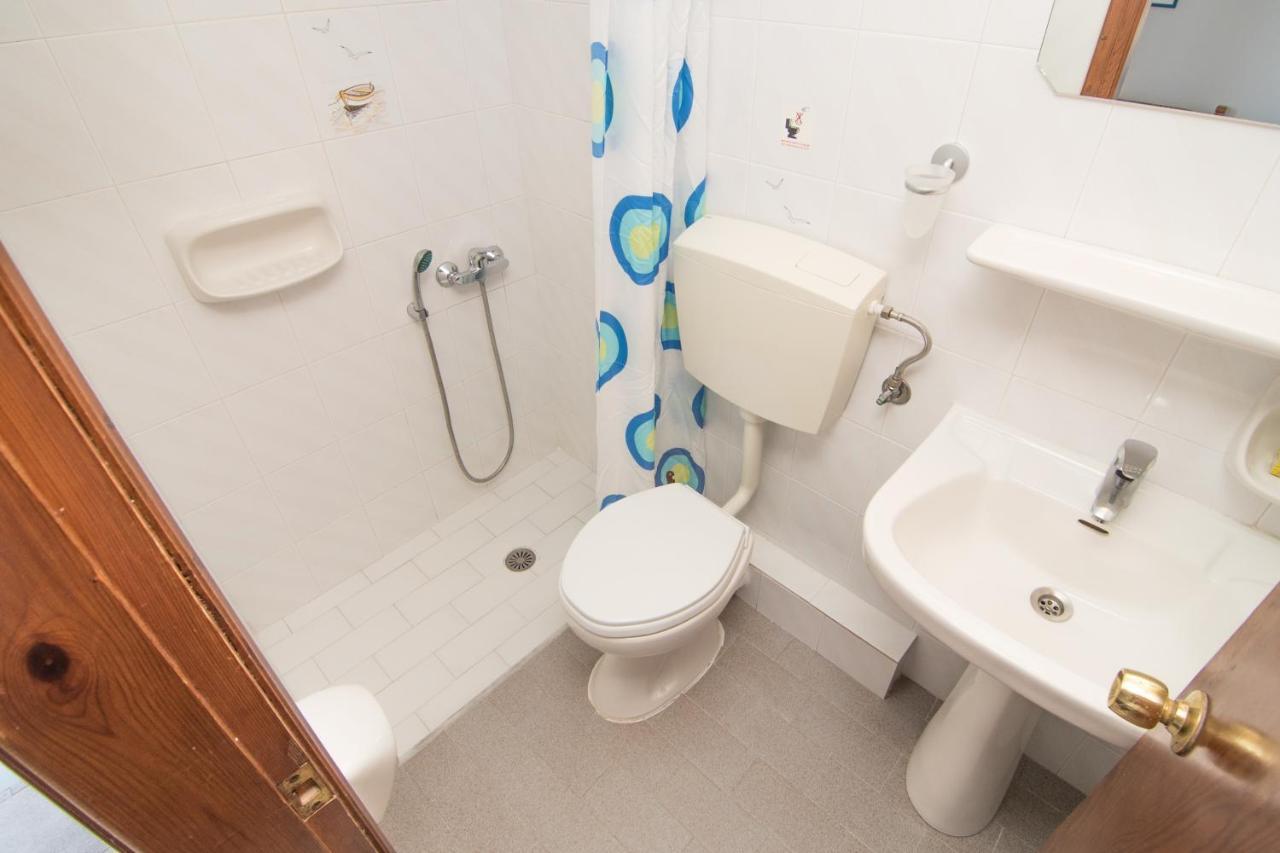 Anthea Apartments 팔라이오코라 외부 사진
